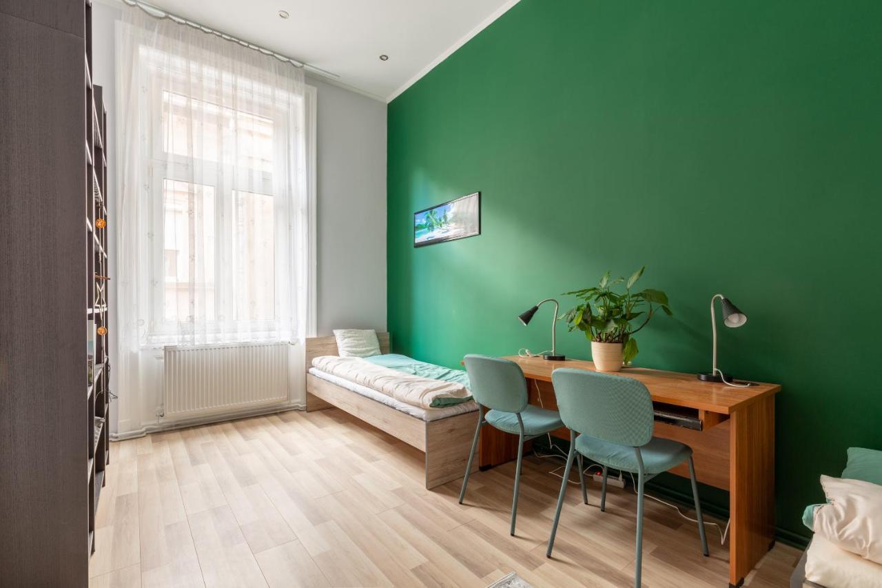 F24 Ferenc Apartment บูดาเปสต์ ภายนอก รูปภาพ